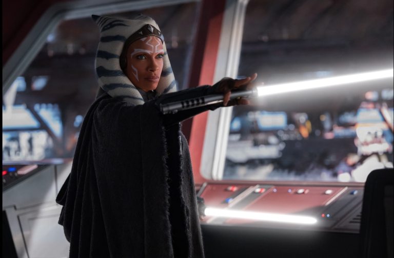 NUEVO TRÁILER Y PÓSTER DE «STAR WARS: AHSOKA» QUE ESTRENARÁ EN DISNEY+