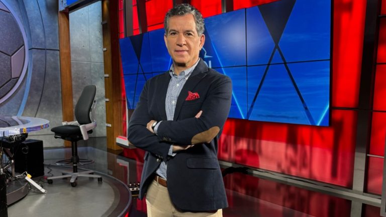 Javier Alarcón llega a la mesa de análisis de ESPN