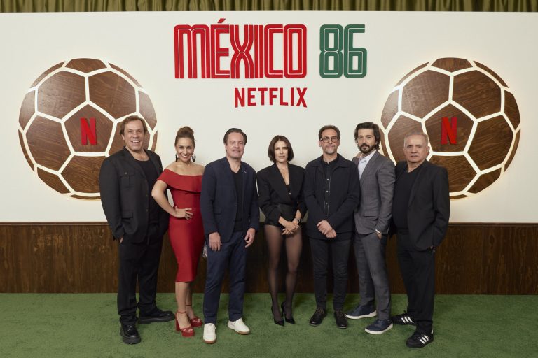 México 86: así se vivió la premiere con Diego Luna, Karla Souza y Gabriel Ripstein